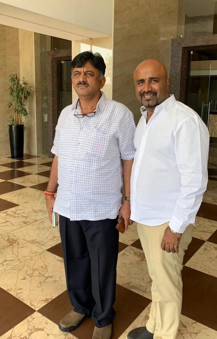 u_ifthikar's tweet photo. Many many happy returns of the day Happy Birthday @DKShivakumar sir. https://t.co/xKimZIU4uI