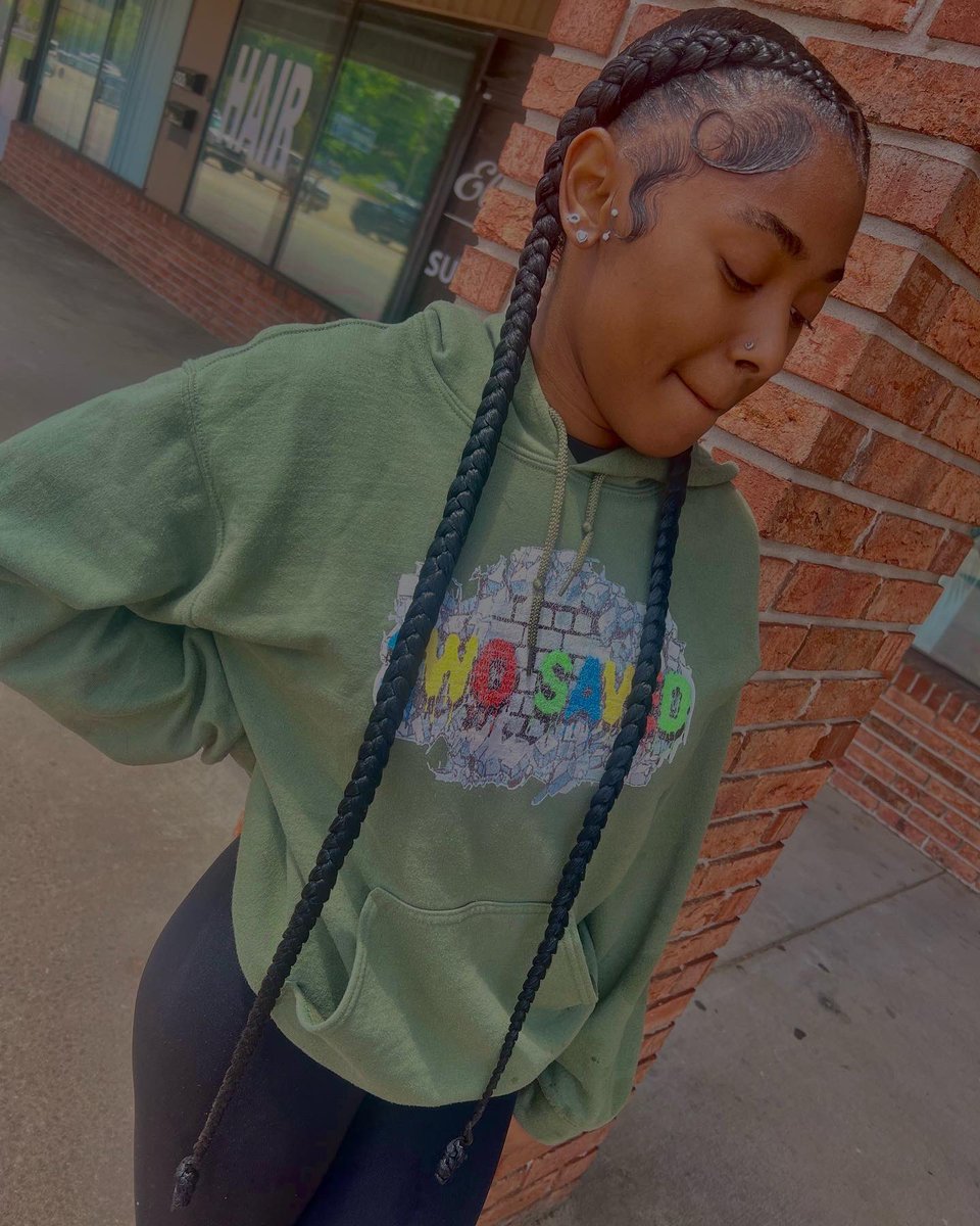 KariTakeOver's tweet photo. #braidedbabe💋 https://t.co/5U3GR72TD6