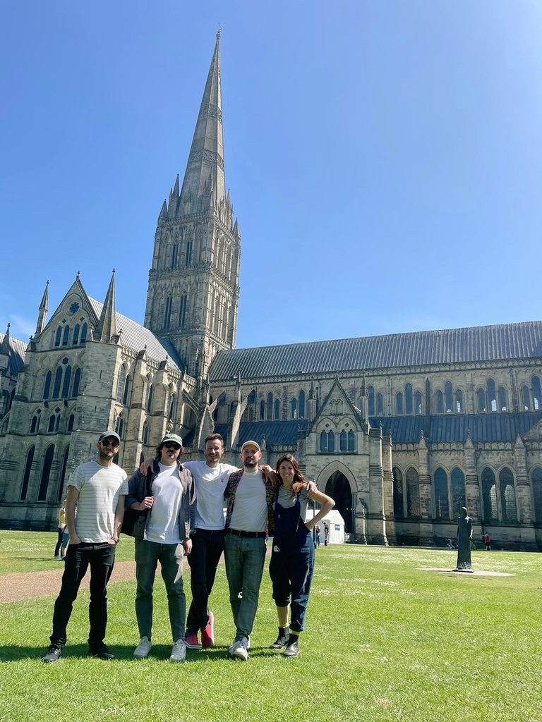 KestonCobblers's tweet photo. The third leg of our #tour is over, and it's been a brilliant few days. The festival vibe last night at The Winchester Gate in Salisbury was the perfect way to finish off!
Three more shows to go next weekend in #hull #oxford #leeds.
#livemusic #kestoncobblersclub #AlchemyTour https://t.co/EQgrMxQIrt