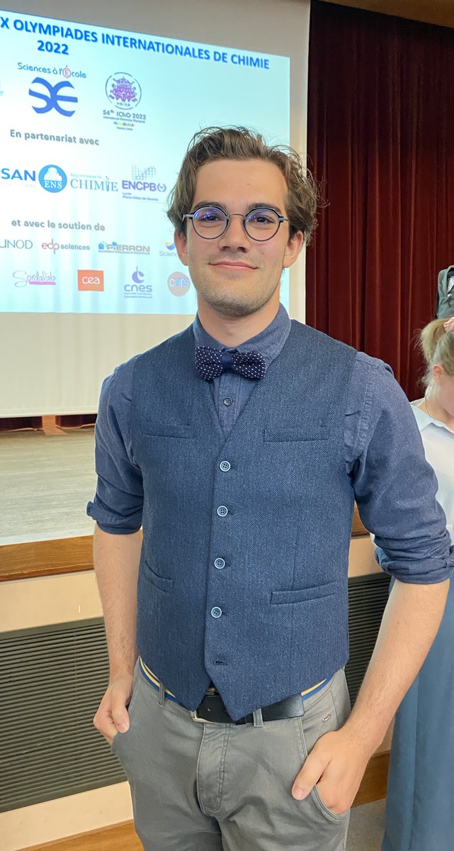 Prepas_UPS's tweet photo. Félicitations à Raphaël, élève de terminale du lycée LLG et lauréat du prix #UPS pour les Olympiades Internationales de Chimie !
#IChO @Sciences_Ecole @anneszymczak  @aurelien_gm @LyceeLLG https://t.co/alS3DtQZ4C