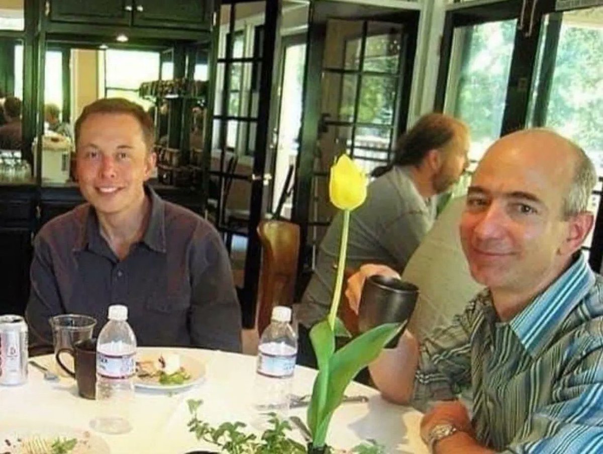 hvgoenka's tweet image. The most important ‘Two-lips’ in the world!