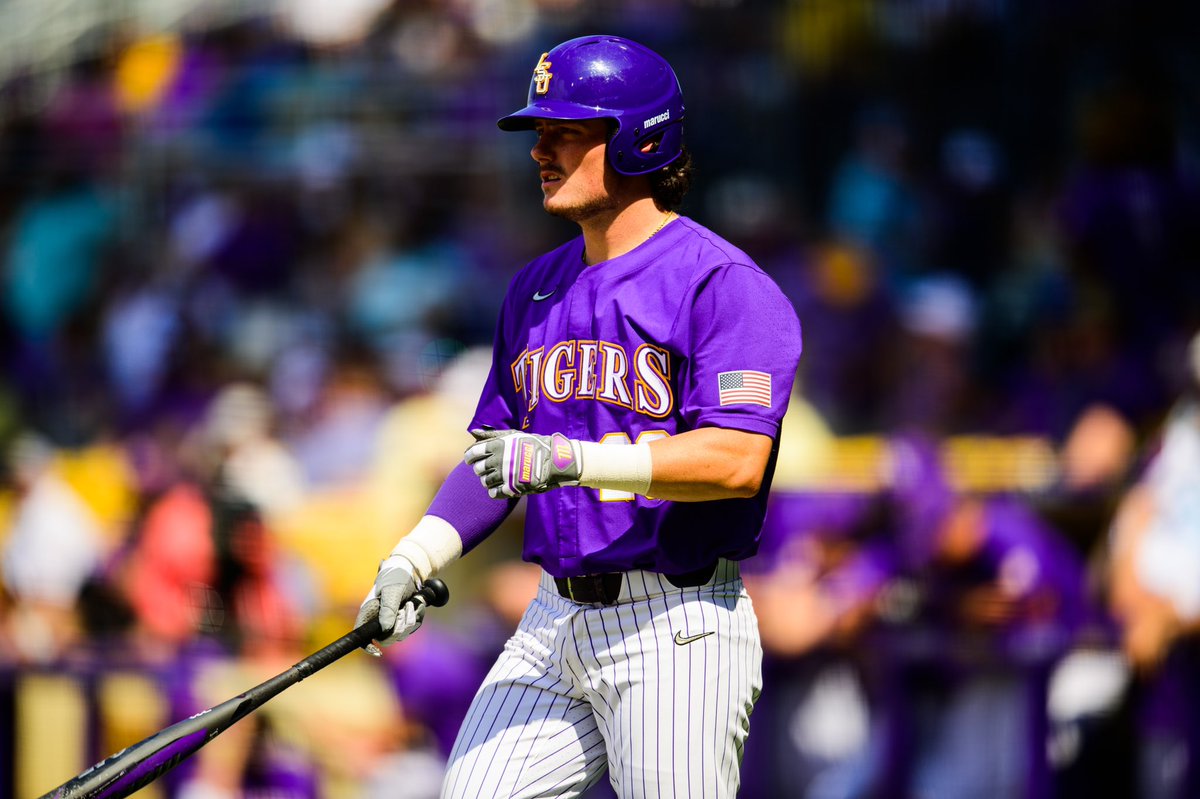LSUbaseball's tweet photo. Senior Sunday
🆚: Ole Miss
📍: Alex Box Stadium
⏰: 1:00 p.m.
📊: https://t.co/TJnwnKjcLe
📻: 98.1 FM (https://t.co/W2pzd3erFH)
📺: SECN+ (https://t.co/x0jaMXlkrA) https://t.co/HzA7GhHkBh