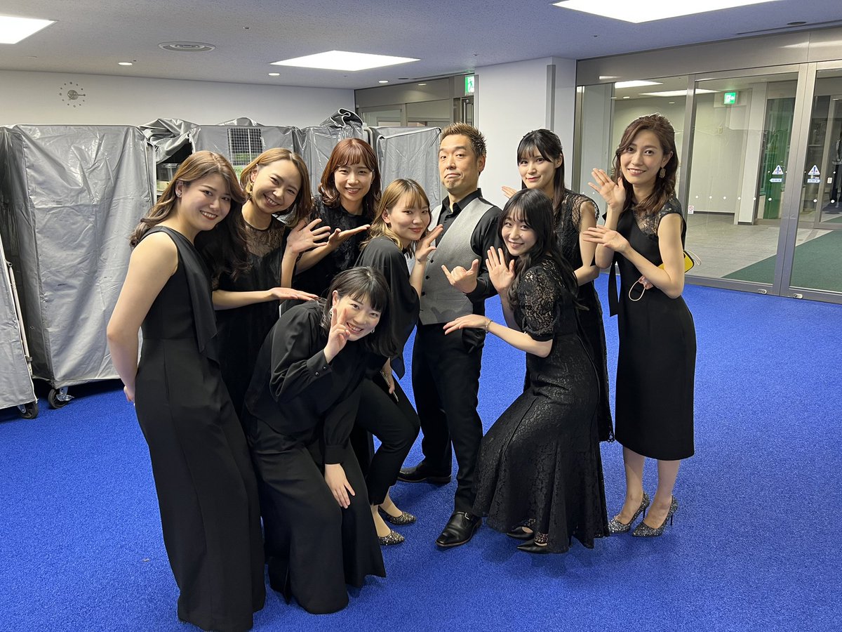 iApple10s's tweet photo. 乃木坂46 10thバスラ2days
乃木坂シンフォニーオーケストラとして参加させていただきました🌸❤️
両日お天気に恵まれ、客席を埋め尽くすサイリウムが美しくファンの皆様の温かい拍手にとても心が温まりました🥲
そして、乃木坂さん10周年おめでとうございます🎉
#乃木坂4610thバスラDay2 
#乃木坂46 https://t.co/owaf7jbdbZ