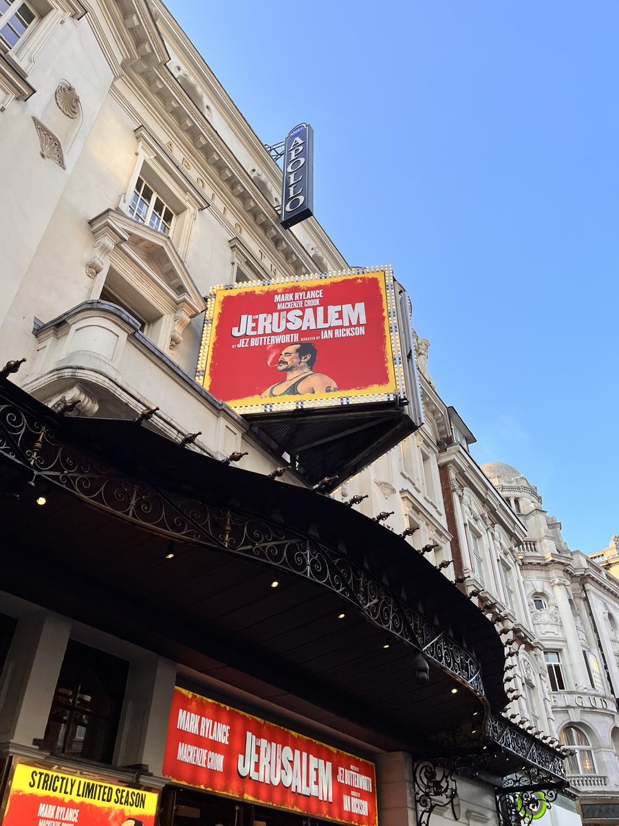 Obviously saw @JerusalemPlay and obviously it was outstanding and of course Mark Rylance deserves all the plaudits for the most astonishing performance.