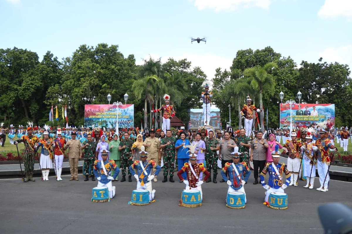 Akademi Angkatan Udara tweet media