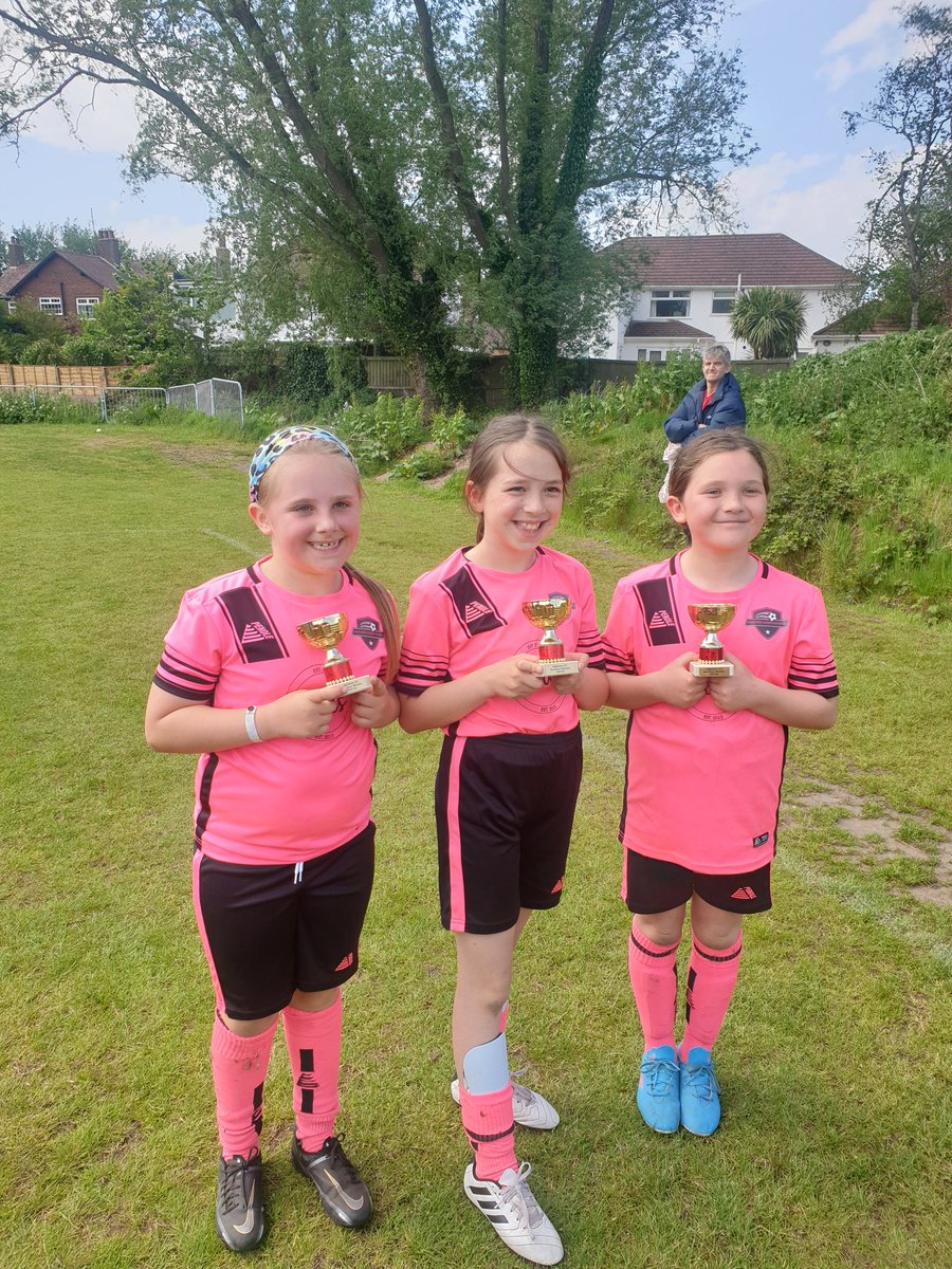hurst_hurstf19's tweet photo. Thay all did amazing, won 3-0 😍🤩 https://t.co/pBV5SsBMm0
