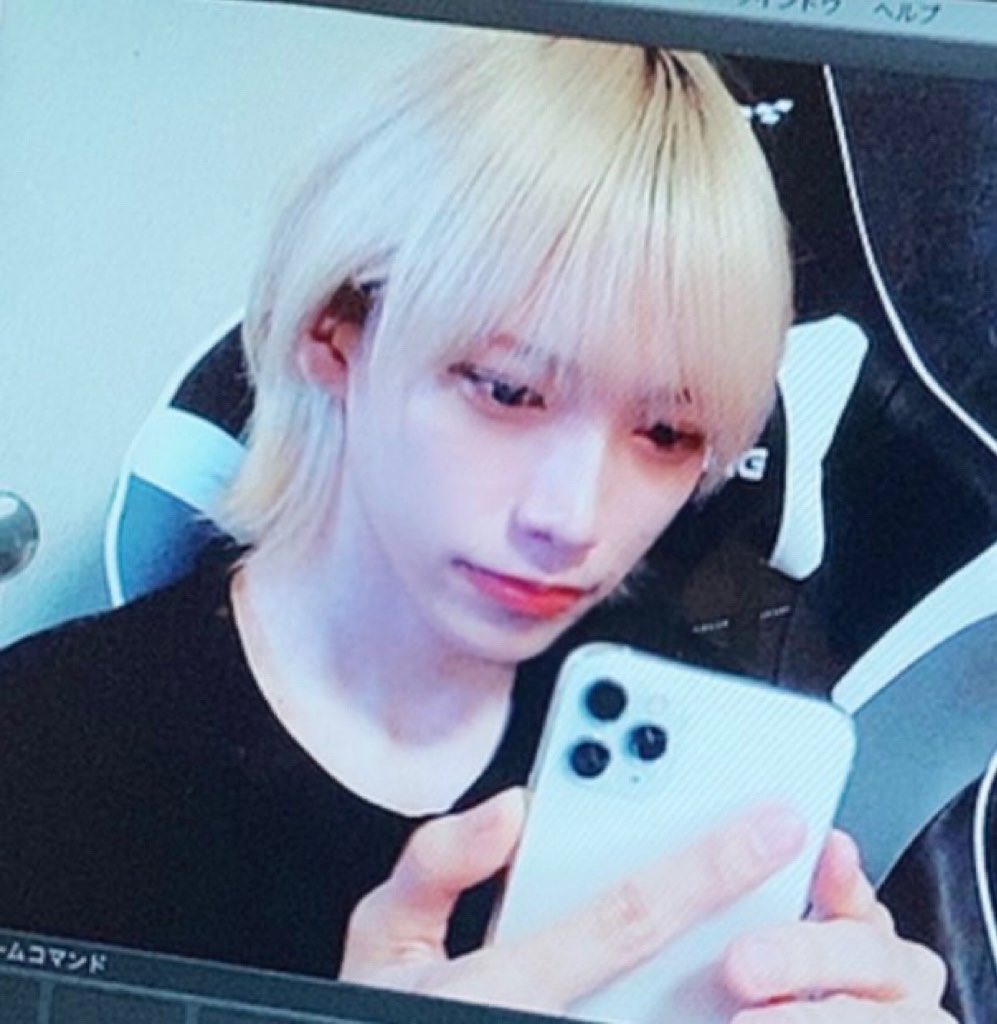 sh1ki__'s tweet photo. 鍵垢のトプ画迷ってるなう😶‍🌫️😶‍🌫️ https://t.co/yBm78ot9I3