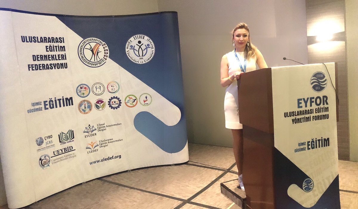 Sevdagoktugberk's tweet photo. #eyfor #eyuder #eyuder_eyfor #uledef #EYFORXIII #UluslarasıEğitimYönetimForumu #ademçilek #çeşme #altınyunusresort #alaçatı #eğitim #kongre https://t.co/o0W42UaiFg