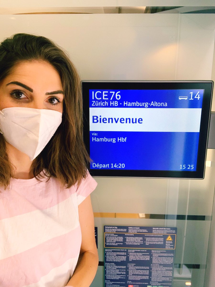 An alle Vollblut-Bahnfahrenden, die immer propagieren, dass Bahnfahren ja so viel toller ist als Autofahren, weil man da nicht im Stau steht: ich sitze im Zug nach Hamburg. Im Stau. Auf „unbestimmte Zeit“. Bienvenue Realität, Freunde!
#db #stau #bahnstories #SonntagsMood #schade