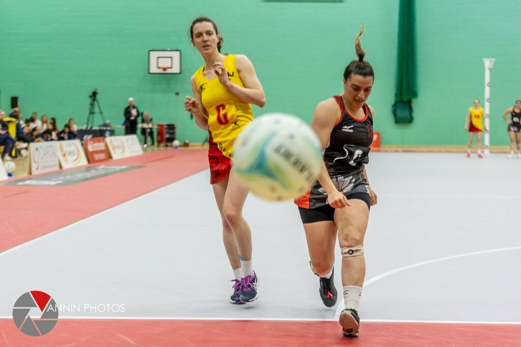 VanninPhotos's tweet photo. Just keep shooting... @netballeurope #OpenChallenge @netballiom #netball #netballphotography #sportsphotography #canon #canonphotography #manx #isleofman #dangerousgame https://t.co/1HctIeB18m https://t.co/5IpxjeQQWL