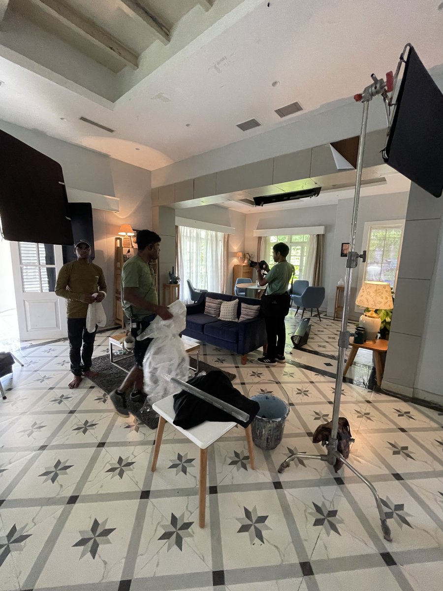 AyushkWadhwa's tweet photo. Dhamaka hone waala, bohot hi jald!
The team at @owledmedia worked on 15 ad films in the month of April alone.
3 IPL Campaigns.
This is alongside producing around 40+ other videos.
We're only getting started! π¨
#owled #agency #productionhouse #videoproduction #media https://t.co/dSWigGI2Rh