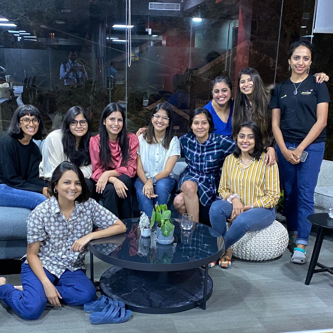 dimpy_nandwani's tweet photo. Women in Product On-Air event went offline with @_aamnakhan today! 
It was inspiring and reassuring to hear you speak about your journey from sales to product and to being a founder now, @CraftedByBinks♥️

Shout out to @nandiniv @samiksha0396 for hosting us at @AntlerIndia office https://t.co/FMhRa9TXTW