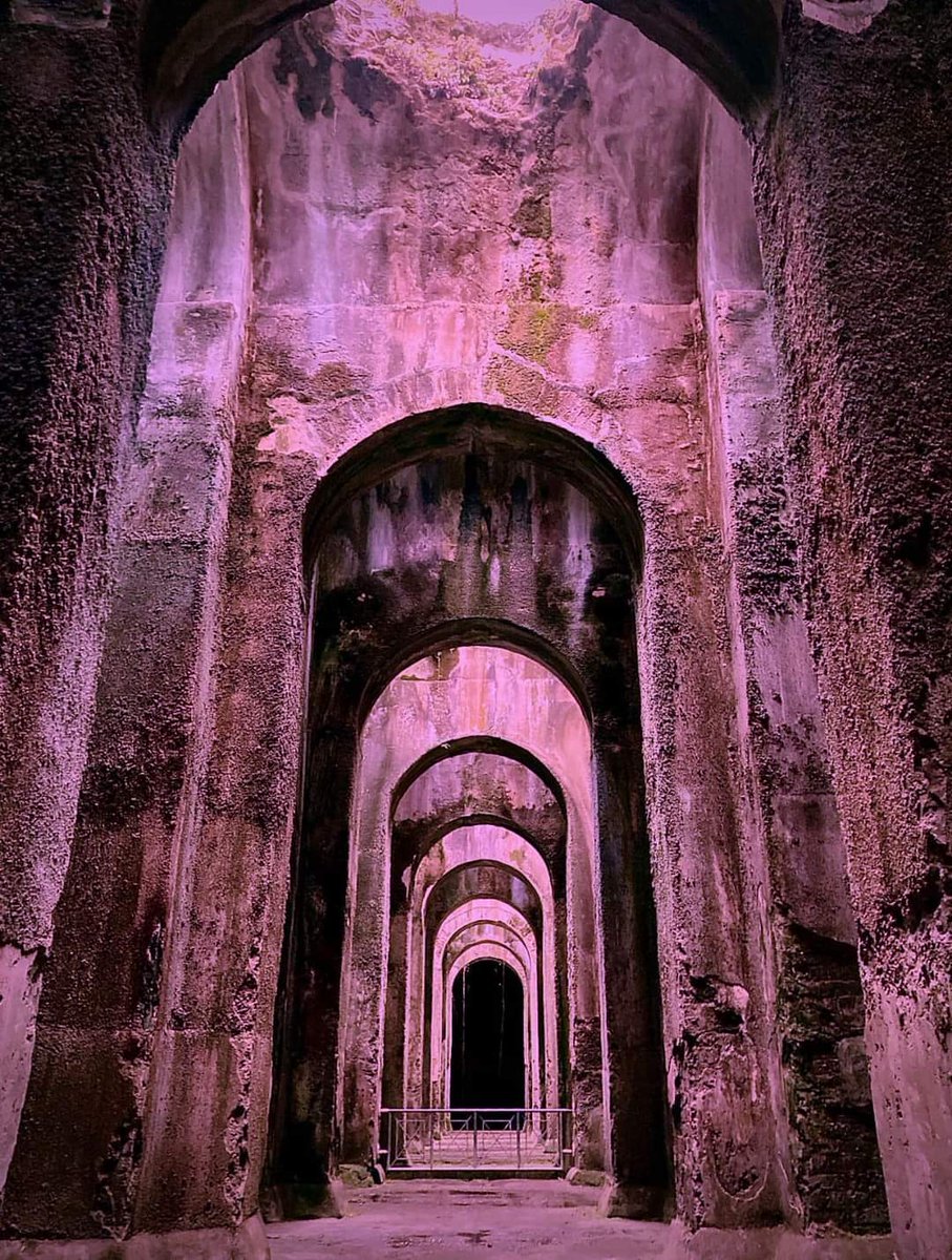 UnaCertaCarmen's tweet photo. In occasione del Giro d'Italia le Piscine Mirabilis si tingono di rosa.
Quanta bellezza 💜
Campi Flegrei #Nappli https://t.co/Ckjp0H2bdK