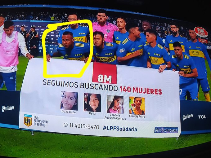 pilludinho's tweet photo. Esperé hasta después del partido para decir esto: que este hombre siga jugando al fútbol solo es explicable por la camiseta que lleva. Es bochornoso y papelonezco. Lo dije con Cristaldo, con Centurión y lo digo ahora. https://t.co/TSwqiLRILC