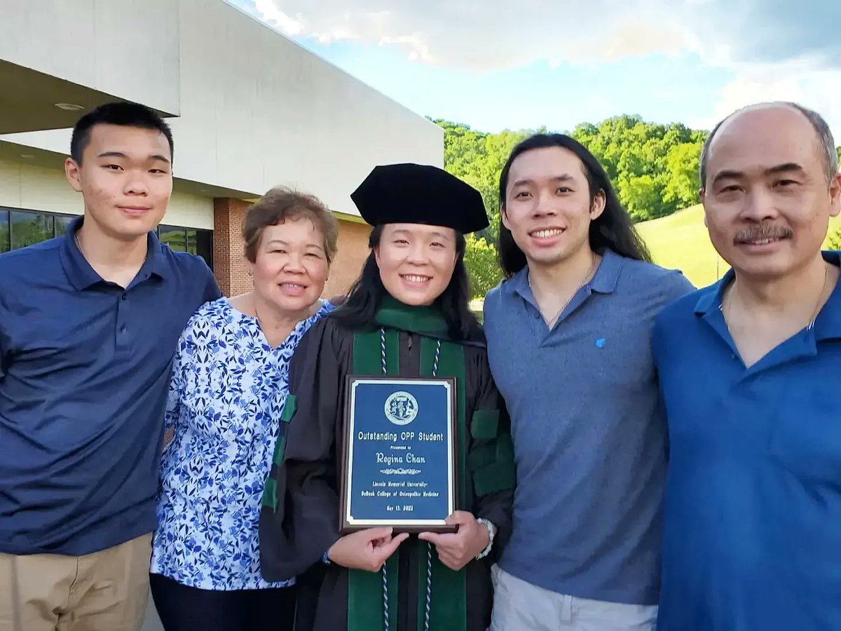 RegChan20's tweet photo. Unbelievably surreal to recieve not only my doctoral degree but also the Osteopathic Medicine Award this weekend, celebrating with everyone who got me to this milestone!!! #MedTwitter #Osteopathy #physiatry #graduation2022
Much love 💙 ➡️ Regina Chan D.O. https://t.co/EXwlUKhKU4