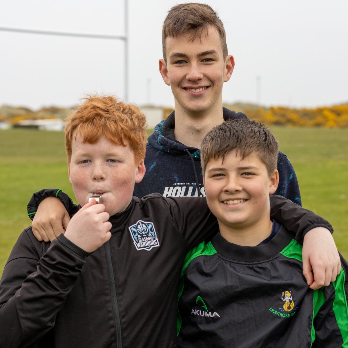 montroserfc's tweet photo. End of season mini touch games & awards - Thank you to Finlay, Jay & Ruraidh - junior players game coaching - Awesome job👏 - teams made up of P1 to P7 with P7 leading their teams #nextgenrefs #leadbyexample @CarolineRugby @MontroseAc_PE #bestweerugbyclub @scotrugbycoach https://t.co/7qobndhoXb