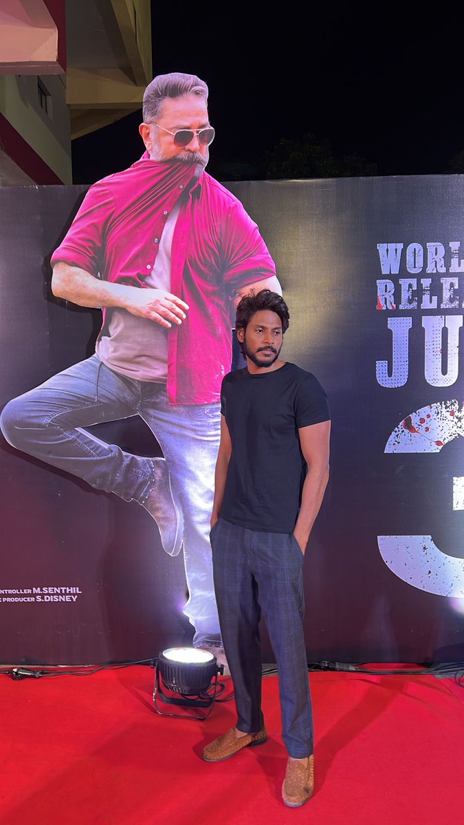 MirchiOffl's tweet photo. #SundeepKishan at #VikramAudioLaunch https://t.co/qz1wq6DAsD