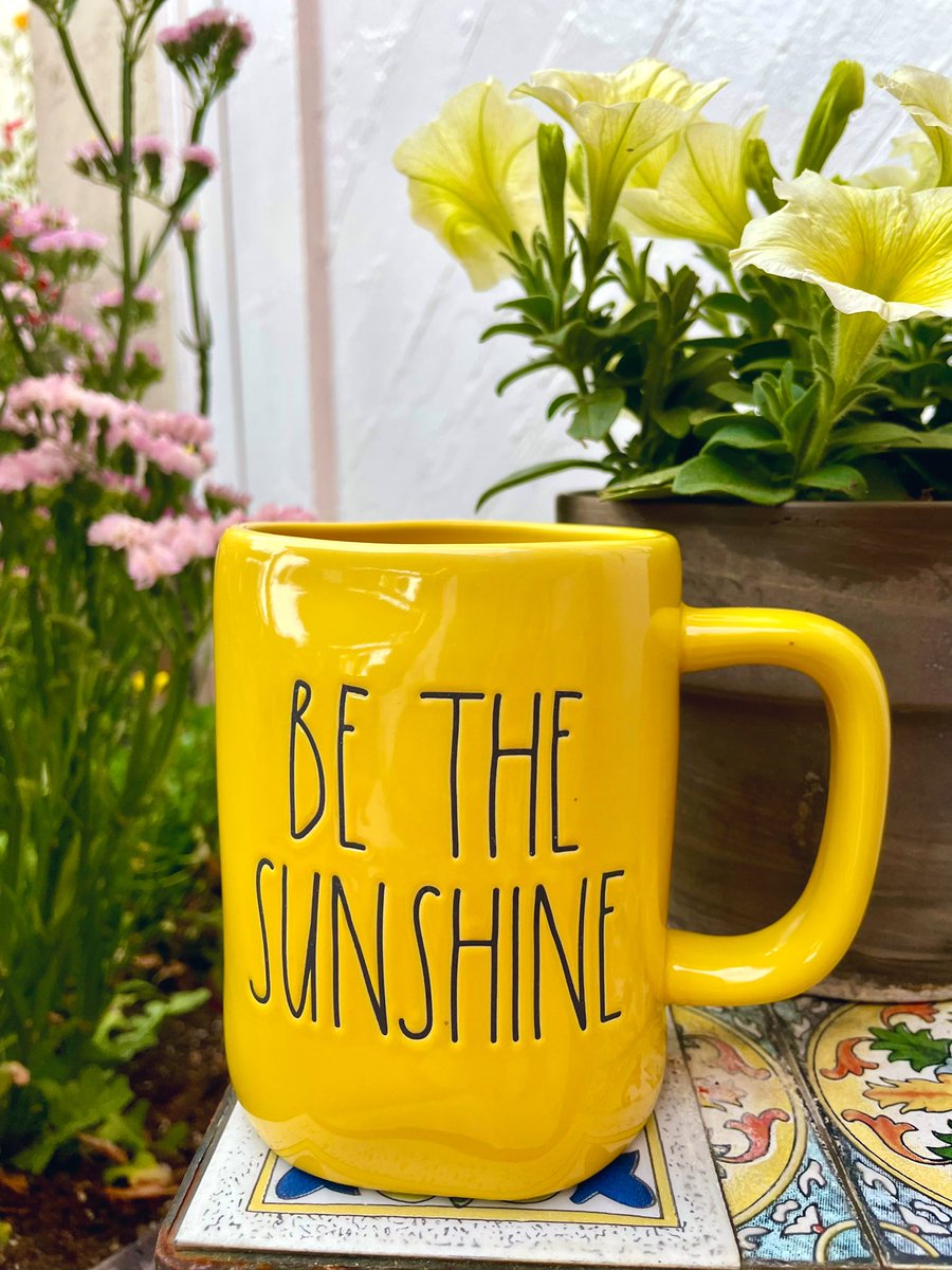 suziday123's tweet photo. When you canโt find the sunshine be the sunshine โ๏ธ Have a super #sundaufunday friends, but first.. #coffee โ๏ธ๐๐ @Cbp8Cindy @cazij @DavidFoyn @joneill55 @jflorez @ja2cook @ccatmpt @pjervis @PoloOrtiz9 @drahus11 @simplysallyh @SLBriscoe @TrueF1Fan @DKrappe #sundaymorning https://t.co/XCqJQoPZLB