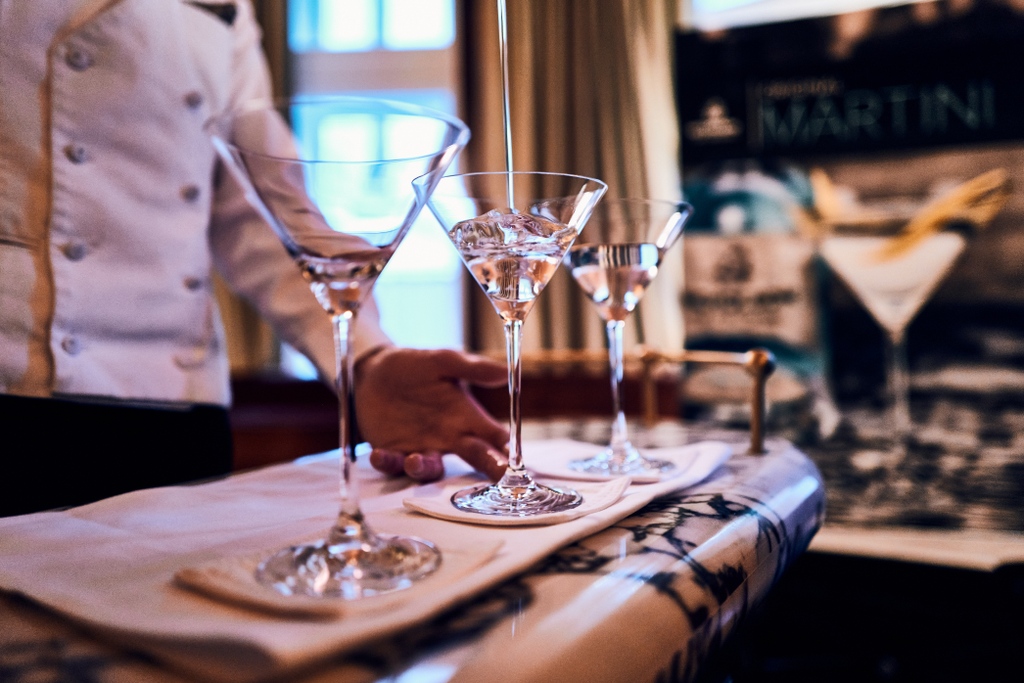 Spending Saturday sipping? Us too, remember to tag us in your stories and share where you’re enjoying a hard earned Nicholson

#MakeMineANicholson