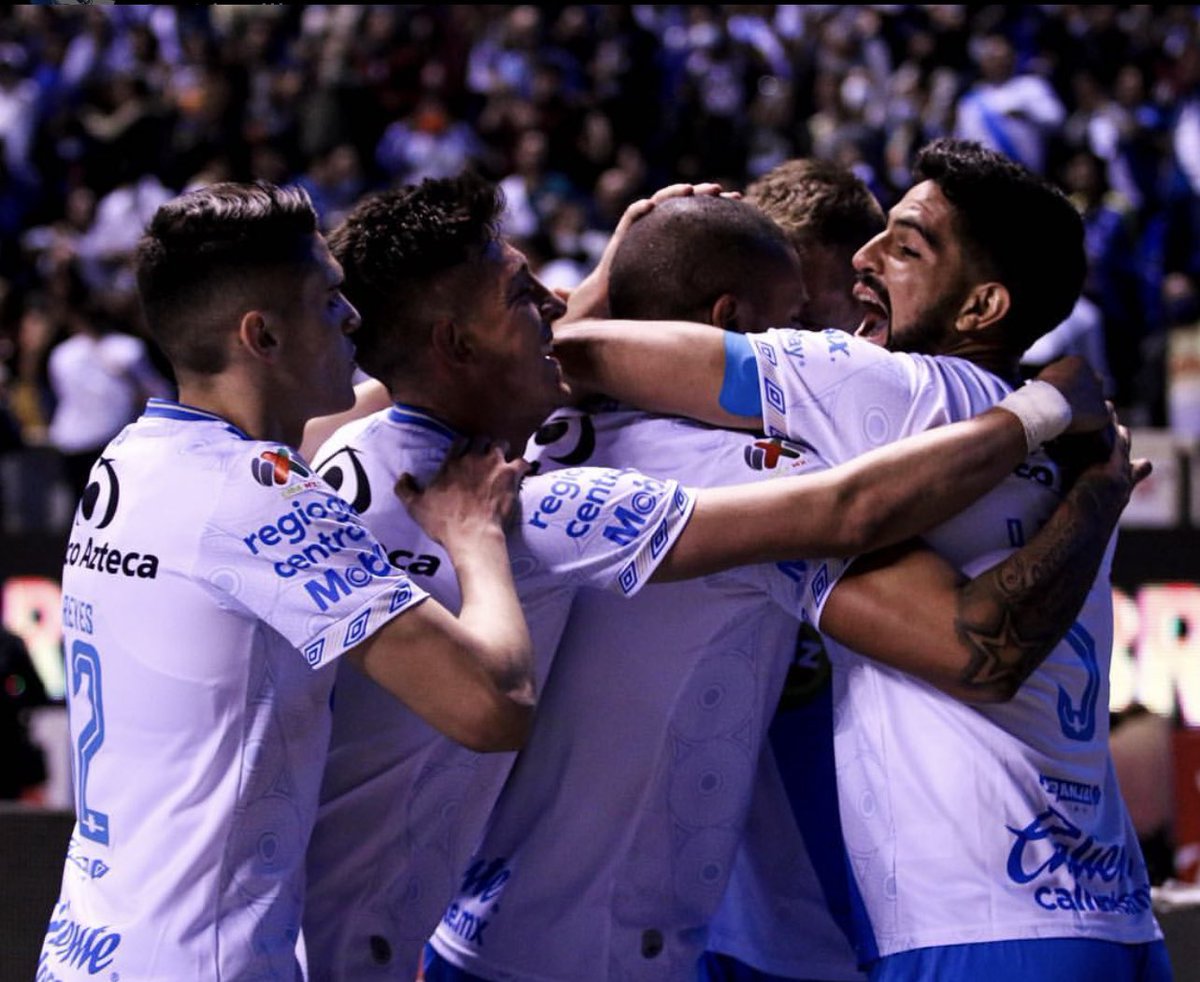 NLarcamon's tweet photo. Gracias EQUIPO..Gracias AFICIÓN!
Se cierra el torneo con bronca por la eliminación,pero con el gran orgullo de haber nuevamente competido como @ClubPueblaMX 🎽 se merece. 
Momento de recargar energía y mirar hacia adelante, QUE SIEMPRE LO MEJOR ESTA POR VENIR!
-IDENTIDAD PUEBLA- https://t.co/r50tqBEPPo