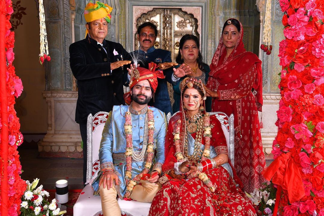 JCPExperiences's tweet photo. Picture Courtesy - Mohit Chauhan via #instagram
.
.
#InternationalDayofFamilies #FamilyDay #Weddings #Celebrations #CityPalaceJaipur #EventsattheCityPalaceJaipur #JCPExperiences #Jaipur #FamilyFunctions #SpecialMoments #MakeMemories https://t.co/hDixDFBoh9