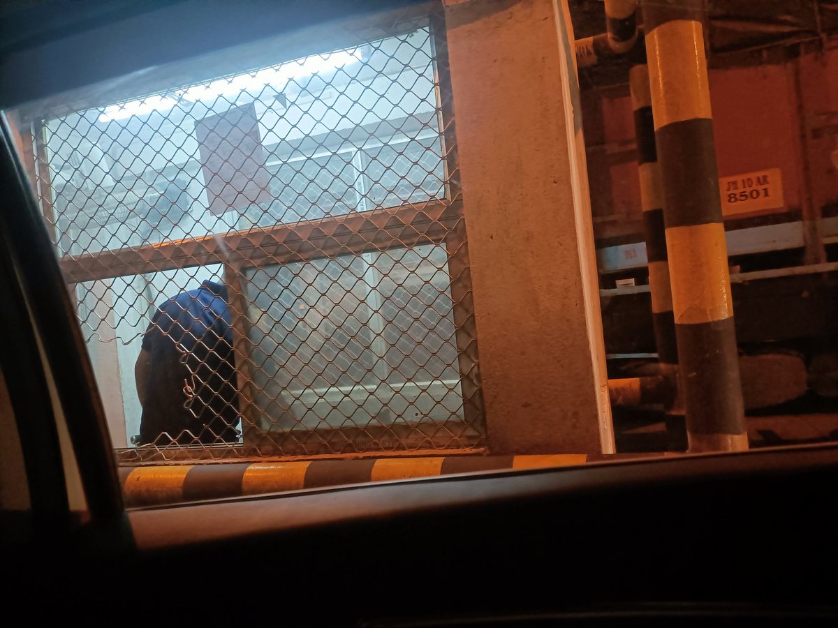 rajbind001's tweet photo. Paid Rs 120.0 toll for BR01DT8187 at Ghanghri Toll Plaza on 15 May 2022, 07:06 PM. TxnId: 0010022205151908276457.Worst management, I waited more than 20 minutes and staff is not ready to hear anything even then start fighting #NitinGadkari #Nhai #PMOIndia https://t.co/4aaPKquboQ