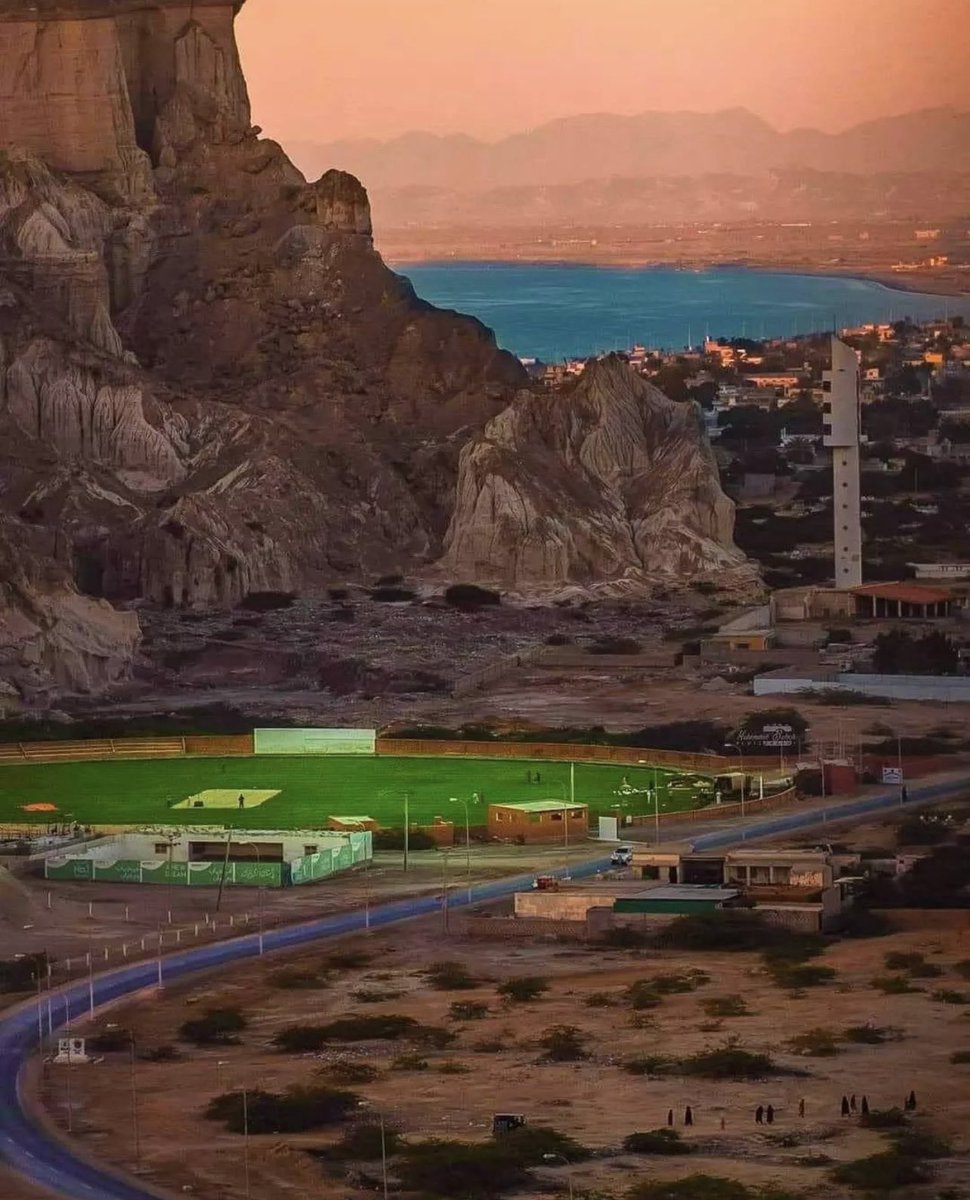Gwadar cricket stadium 🇵🇰🏏
#BeautifulPakistan