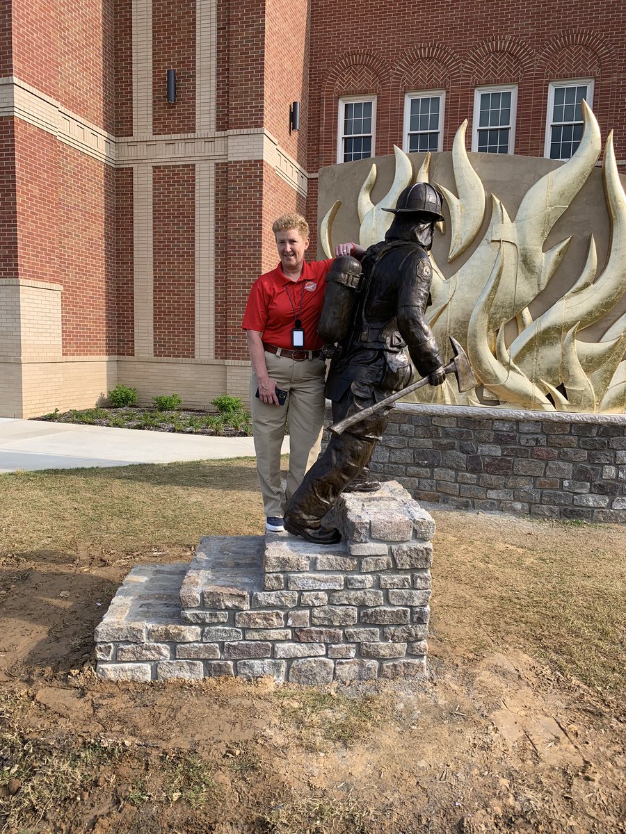 ChiefOttoDrozd's tweet image. 2022 Metro Conference hosted @MEM_Fire. Fire Chiefs from the largest fire service organization will gather to address the most pressing issues impact our communities and Firefighters. @SouthMetroPIO @CorpusChristiFD @CFEMSPIO @ChiefJohnButler @IFD_NEWS @AACoFD @iafc @nfpa