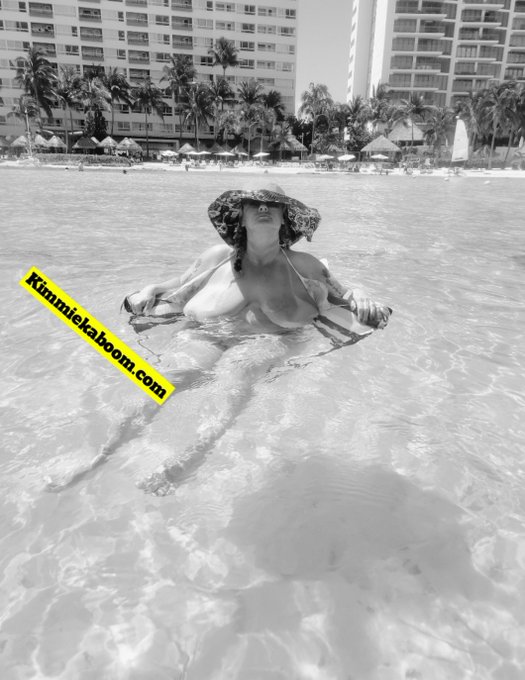 Of course I took a boob pic in Mexico! #kimmiekaboom #kaboomchick #Mexico #Cancun #boobpic #mattressactress<a href="/tag/kimmiekaboom"class="tags">#kimmiekaboom</a><a href="/tag/mexico"class="tags"><span>#mexico</span></a><a href="/tag/cancun"class="tags"><span>#cancun</span></a><a href="/tag/boobpic"class="tags"><span>#boobpic</span></a><a href="/tag/mattressactress"class="tags"><span>#mattressactress</span></a><a href="/tag/ka"class="tags"><span>#ka</span></a>