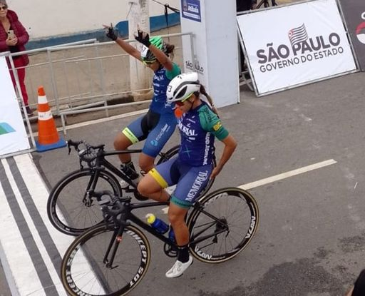 Pelo Campeonato Paulista de Ciclismo, vitória de <a href="/arajodelima/">Thayná Araujo</a> na prova de estrada disputada em um circuito de 4,2km em Atibaia.
1- Thayná de Lima (Santos Cycling ), 
2 - Jéssica dos Santos (São José)
3 - Ana Paula Vecchete (São José)
