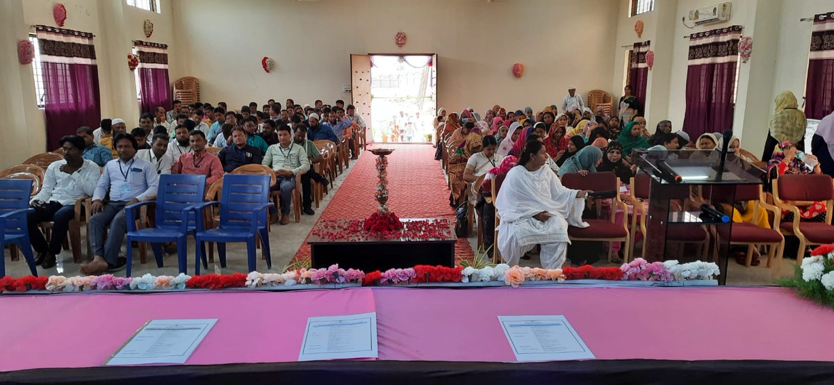 The state-level orientation programme for Urdu teachers of MDRS and MAM schools was inaugurated by Mr Mahiboob Sab, Dy Secretary of MWD and Mr Pundaleek Anawal, AD of DOM today. 1/2