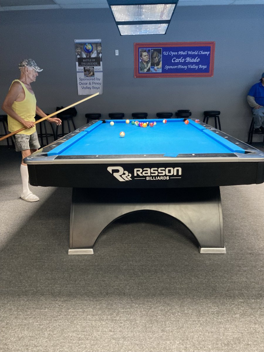 _StayIrie_'s tweet image. Played my first #onepocket tourny yesterday, have always been fascinated by the game. First match was against an old timer that had been shootin pool longer then ive been alive haha. Got my match 2-0