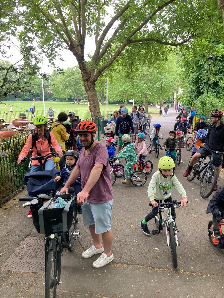 We did it! It was our 3rd #KidicalMass and our most popular. About 40 adults and children rode from Roundwood park in #NW10 to Paddington Rec in #W10 (where the photo was taken). Got soaked on the way back! ☔️