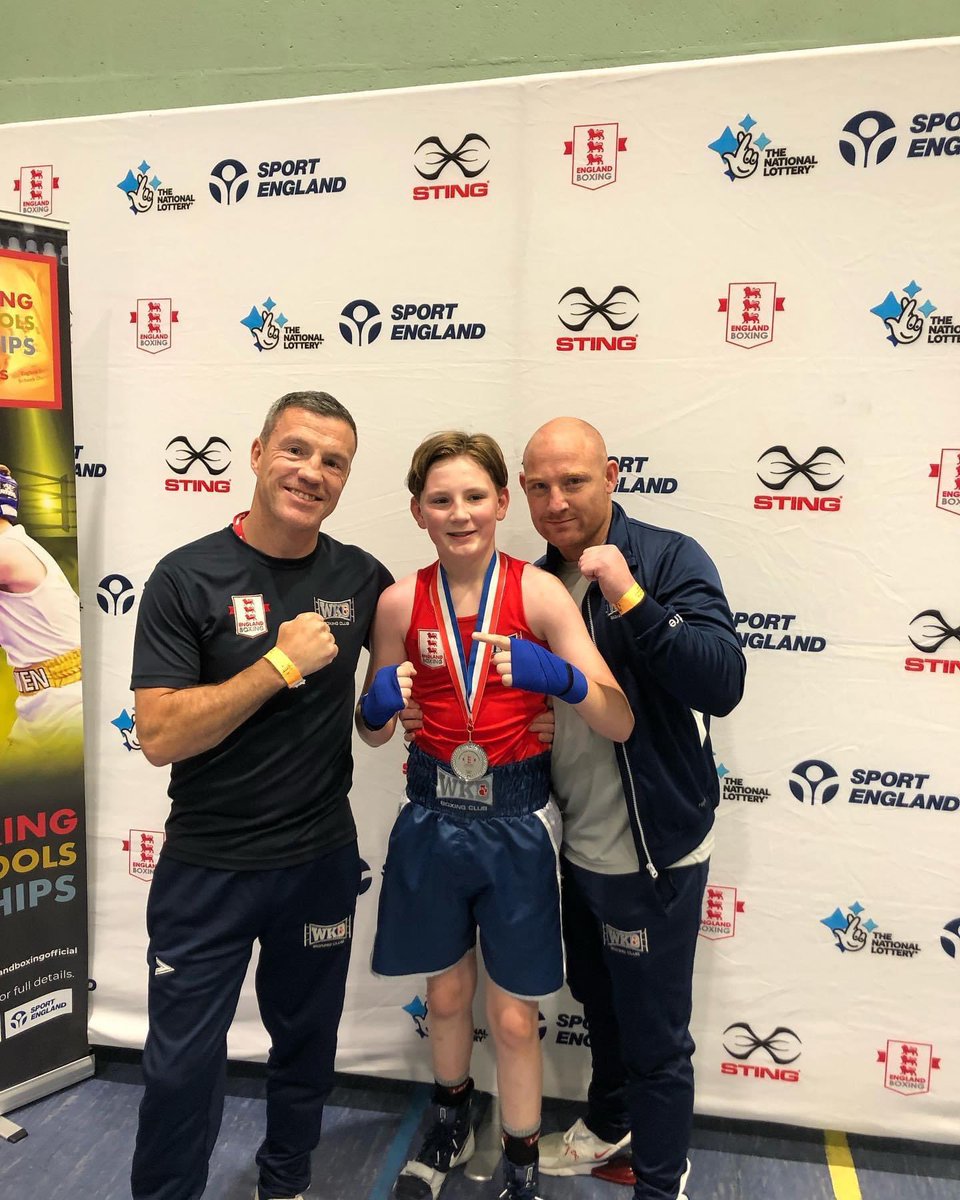 So had to settle for silver, so proud of Freddie No2 in the country after just 6 bouts lost on points today to a very good kid from @IslingtonABC but was far from outclassed!
#onwardsandupwards 🥈🥊
#proud #teamwkd  @England_Boxing @7oaksSports