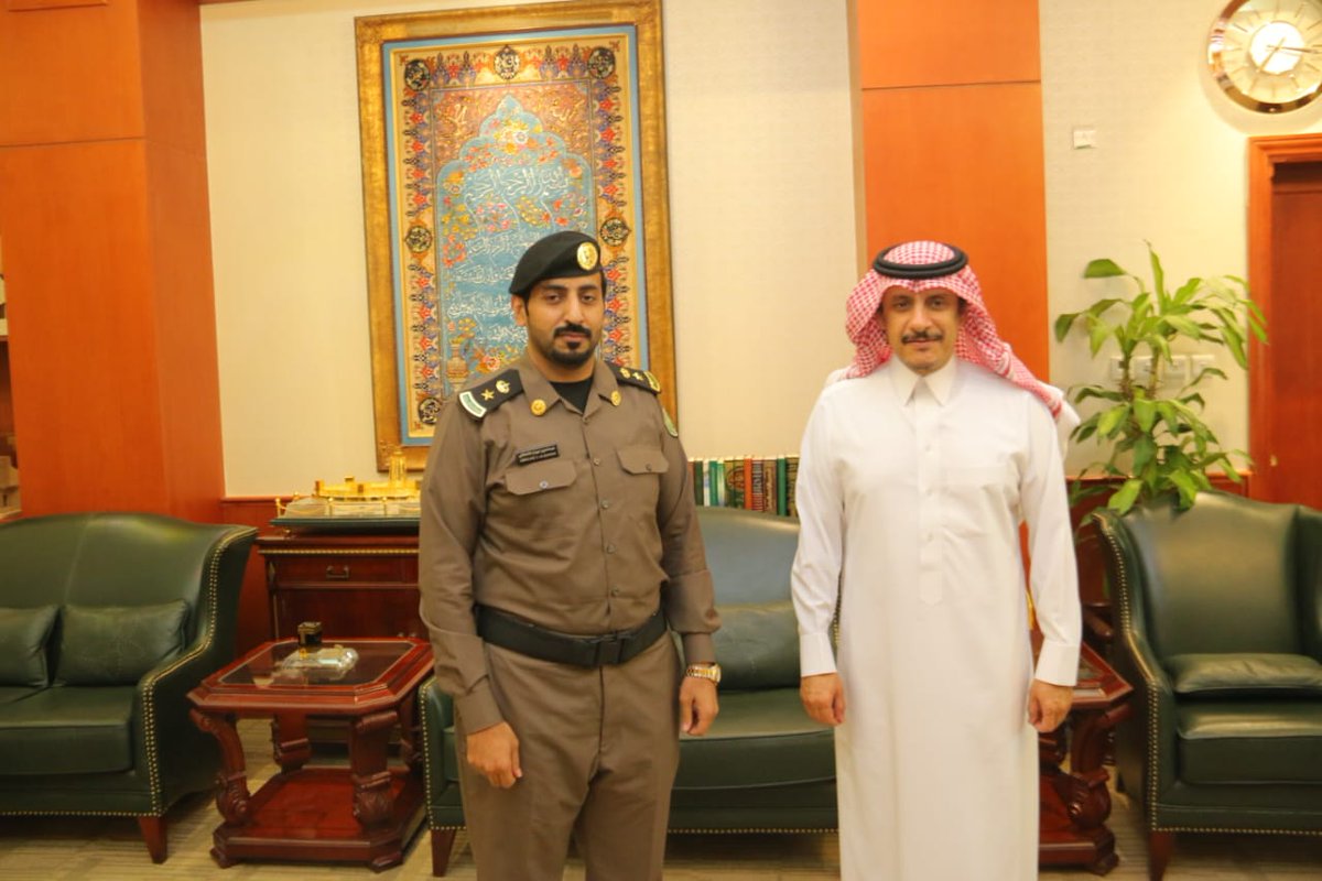 alsahatnews's tweet photo. محافظ المجمعة يقل  مدير مكافحة المخدرات بالمجمعة رتبته الجديدة
@m_majmaah
#محافظة_المجمعة
@Mokafha_SA
#مكافحة_المخدرات
#المجمعة
#المجمعة_الان
#الساحات_العربيه

 https://t.co/3QiGYxSxmB https://t.co/qrIwnkuG5S