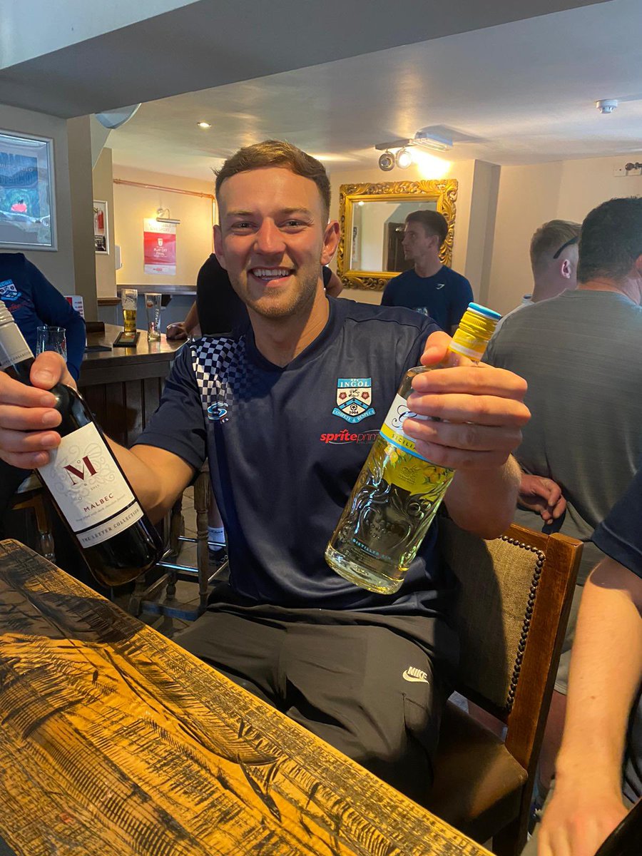 the lads finish third in the prem after a 3-1 win vs @theatre_fc.  
⚽️⚽️<a href="/SBraithwaite_4/">Sam</a> (this is not a typo) 
⚽️<a href="/dancoops1/">Dan Cooper</a> 

Our end of season awards took place in the pear tree 
Players and Managers <a href="/FI_RuJa/">EJ Lucas</a> 
Top scorer <a href="/jackmountain7/">Jack Mountain</a> 
Chairman choice <a href="/1joegriffith/">Joe Griffith</a>