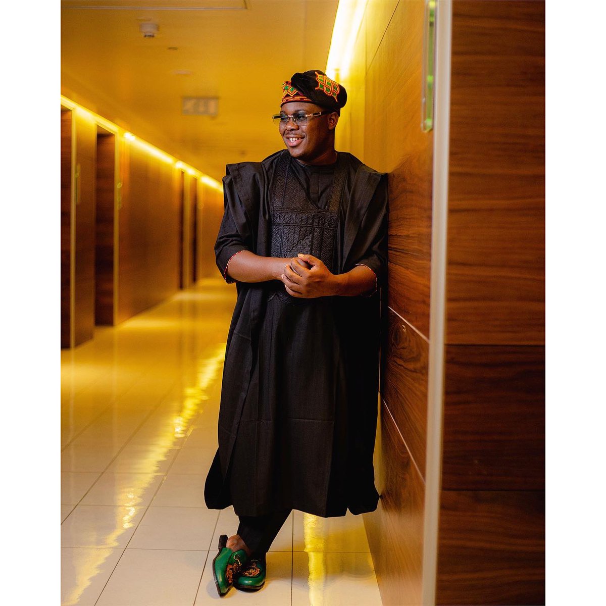 UpAndDownFellow's tweet photo. AWARD WINNING MANAGER! 🍾. 
Let’s do more🙏🏻. 
#Amvca2022 #Amvca8 
#TheUpAndDownFellow https://t.co/fnXAcdpo6v