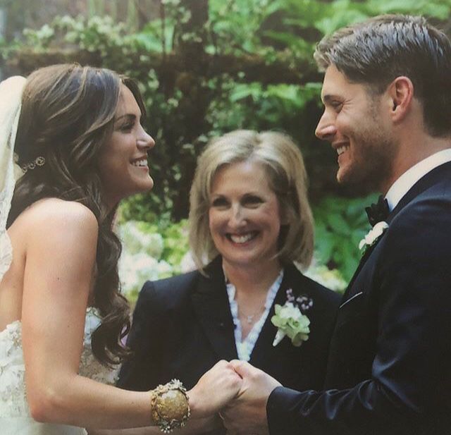 angeIackles's tweet photo. good morning and happy 12th anniversary to the prettiest couple on the entire planet!! <3 https://t.co/aZKsRAAg2B