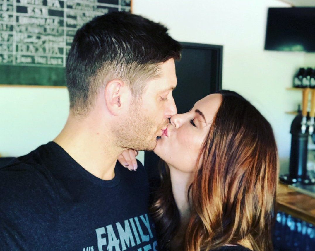 angeIackles's tweet photo. good morning and happy 12th anniversary to the prettiest couple on the entire planet!! <3 https://t.co/aZKsRAAg2B
