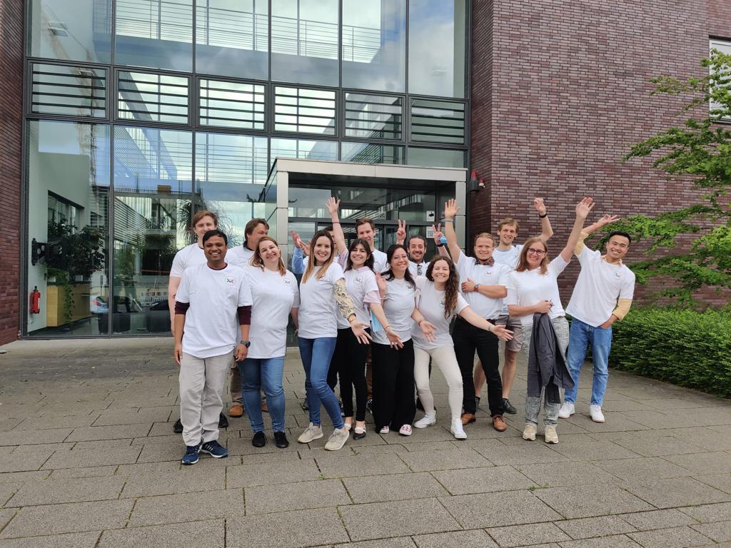 Finally all together.
<a href="/LDC_GmbH/">Lead Discovery Center GmbH</a>
#Antihelix