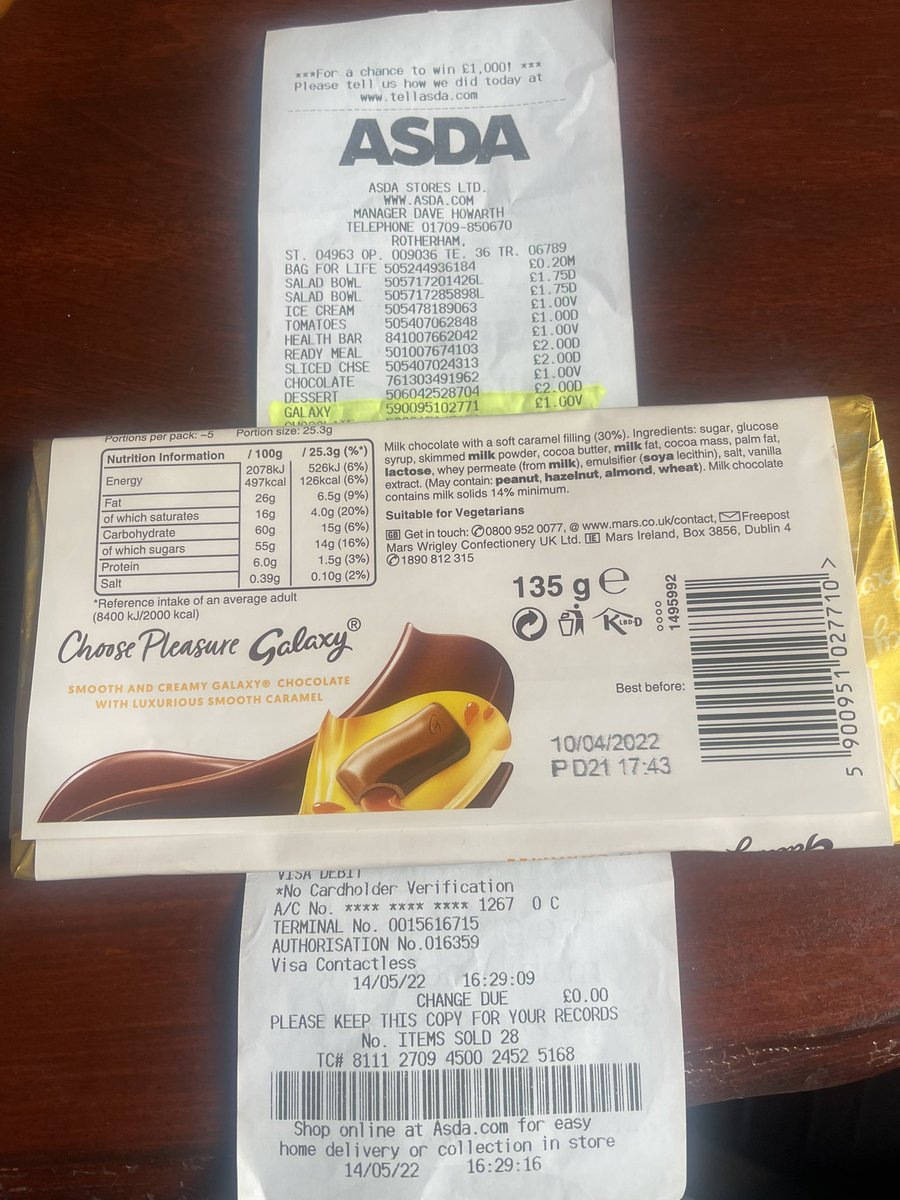 LyndsayAdams's tweet photo. @AsdaServiceTeam Yesterday i visited your Rotherham @asda store where i bought a bar of @GalaxyChocolate i have gone to eat it today and noticed it is over a month out of date! This is disgusting! Can someone contact me please regarding this. Thank you. https://t.co/Aqvcmdt2kN