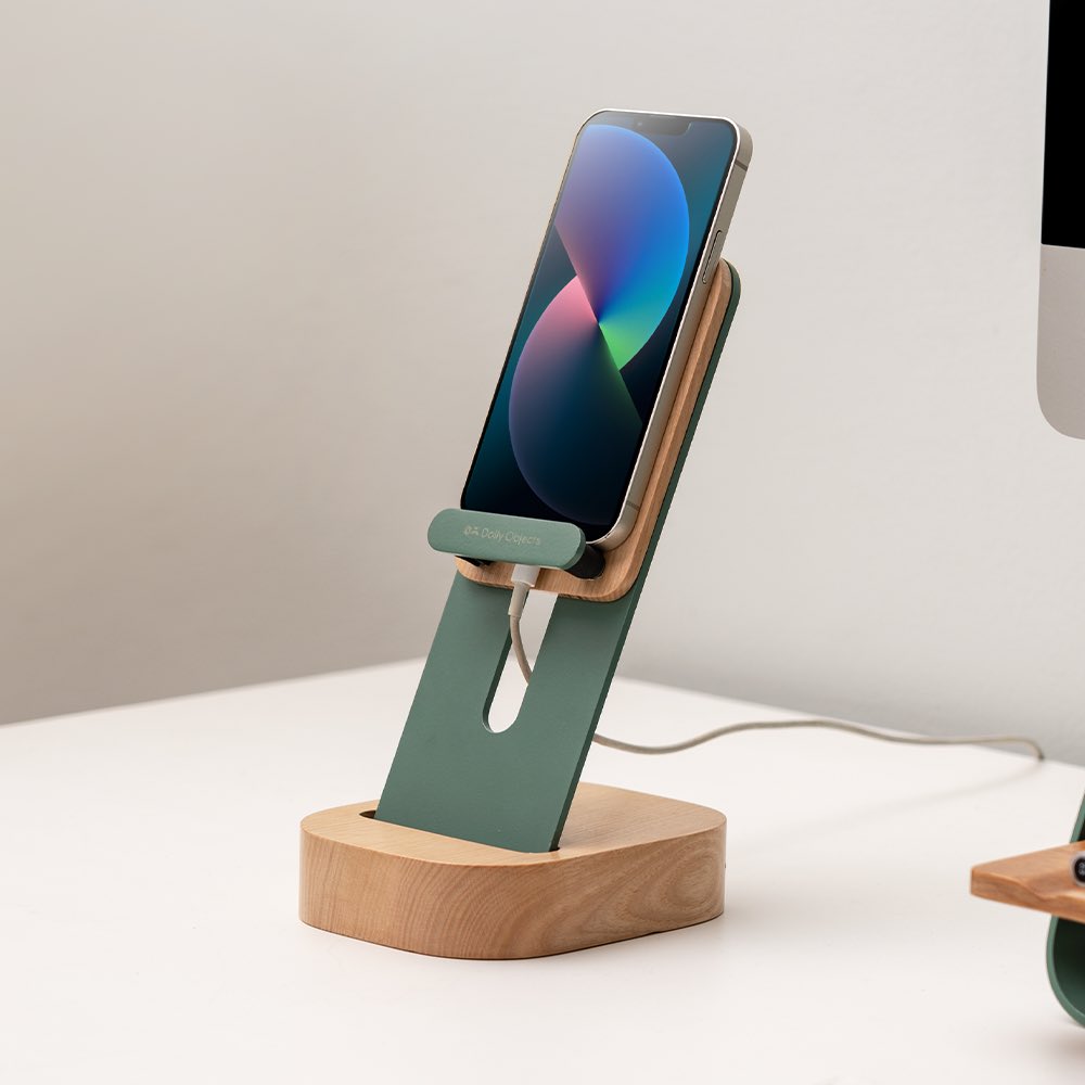 daily_objects's tweet image. Tactfully designed for superior user experience, the MOUNT adjustable Phone Stand stands out at your desk! Get yours today at dailyobjects.com 

#DailyObjects #PlatFormDeskCollection #mountadjustablephonestand