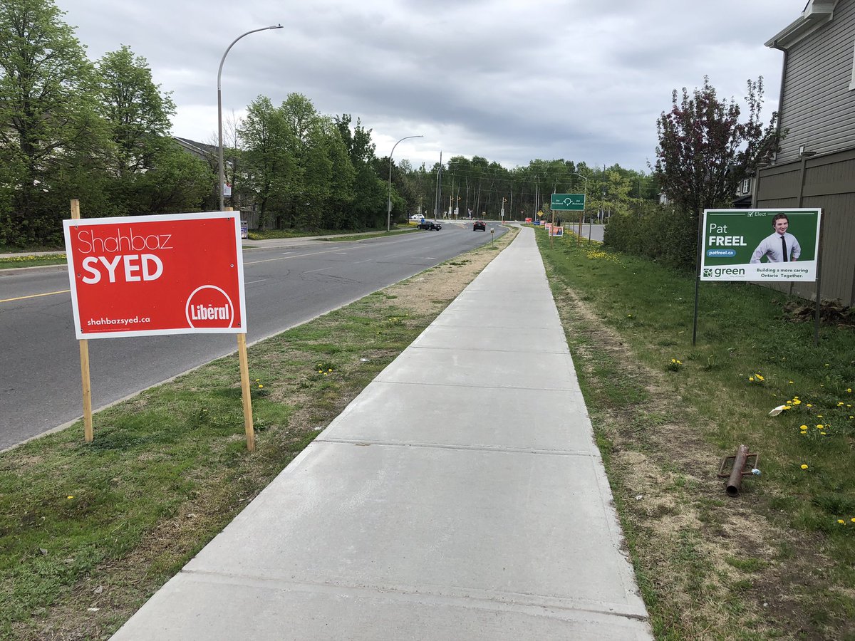 KanataCarleton's tweet image. I’ve put it back up but it wobbles. Needs some TLC. #SignCrew