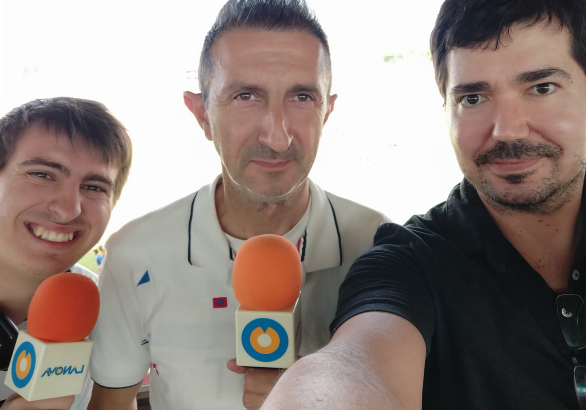 LANOVAEnjoc's tweet photo. Tot a punt des de l'Estadi Municipal per al @cfreddis - @cfcanonja! Des de les 16,45h la prèvia i a les 17h la narració del partit, en directe des de @LANOVA_radio 
https://t.co/pPy91REeQi https://t.co/W37deyY9QP