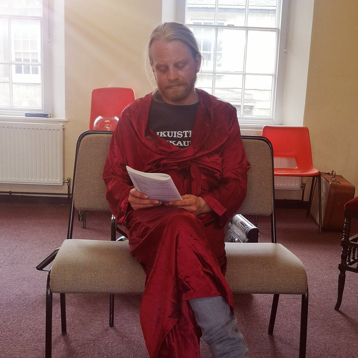 LTreeTheatre's tweet photo. Hello, and welcome, to An Evening With Henry Olivier...

#TheSecretLivesOfHenryAndAlice 
#WhatsOnPeterborough
#Rehearsal https://t.co/7ZKtsrulQu