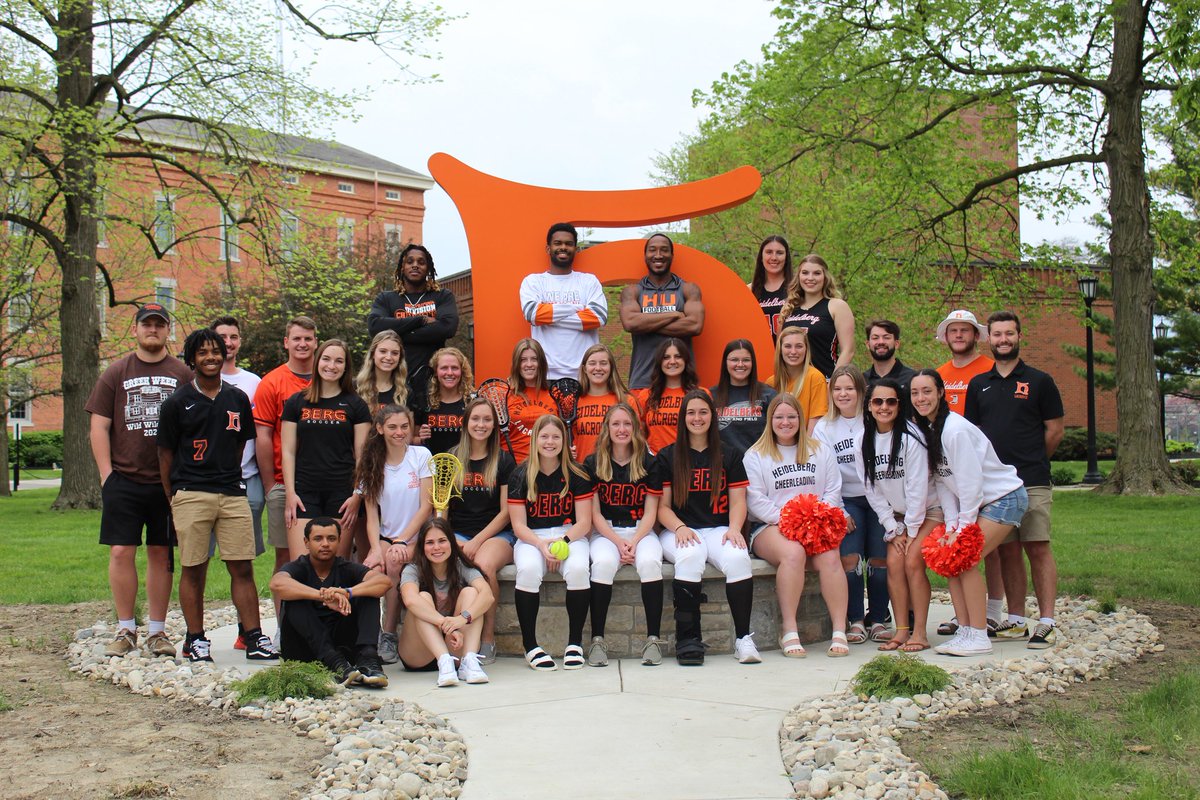 BergAthletics's tweet photo. May your hats fly as high as your dreams! #berggrad https://t.co/TE8fFNqJCi
