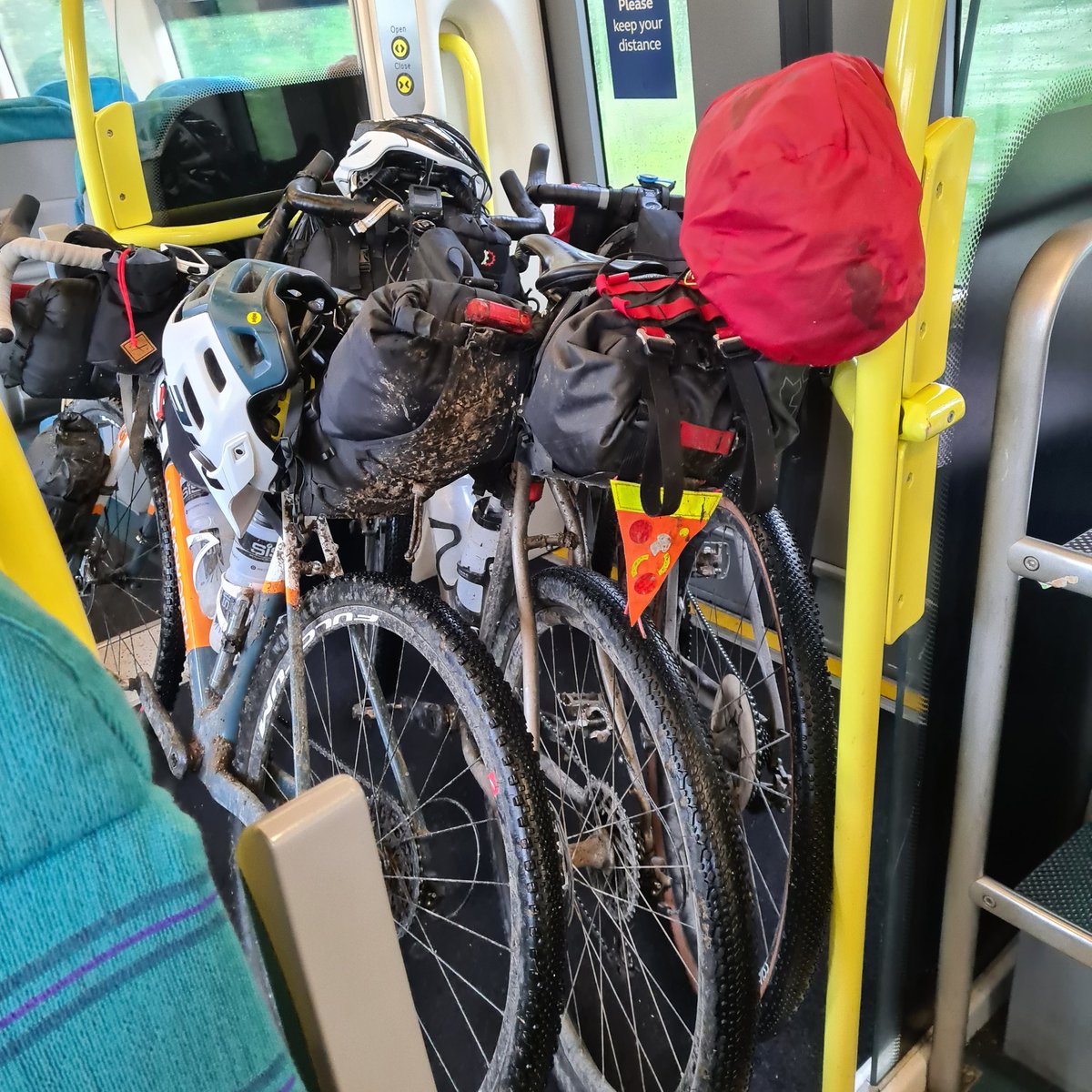 mattmakesmessuk's tweet photo. @SouthernRailUK Eastbourne to Brighton, 8 coaches, not one of them has provision for bikes. https://t.co/jppuJ81ToM