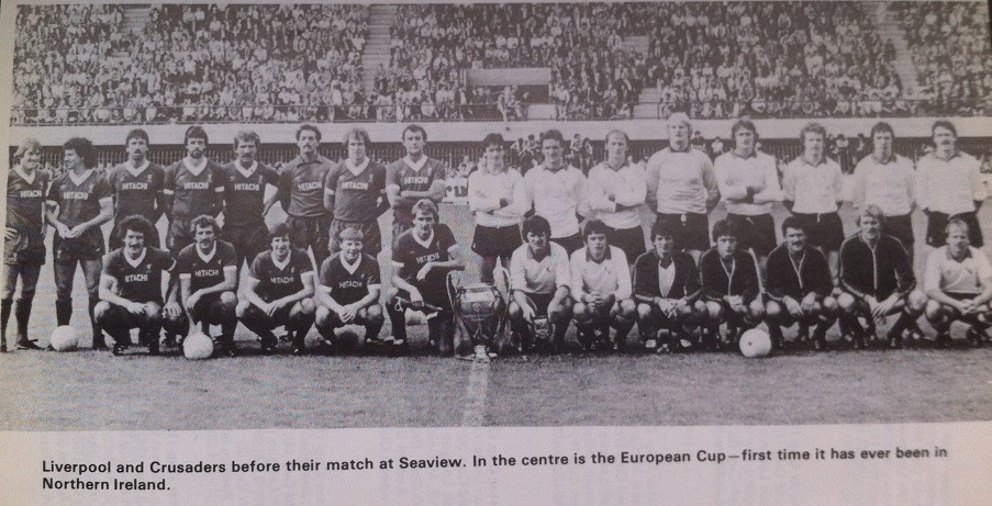 topping_darren's tweet photo. August 1981. The night the (other) Reds came to visit Seaview with some newly acquired silverware https://t.co/wYb7SoCK9f
