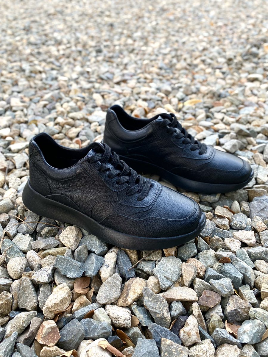 MatesNBrothers's tweet photo. Domingo…Relax.

#MatesAndBrothers #sneakers #tenis https://t.co/WTmdXO5CCd