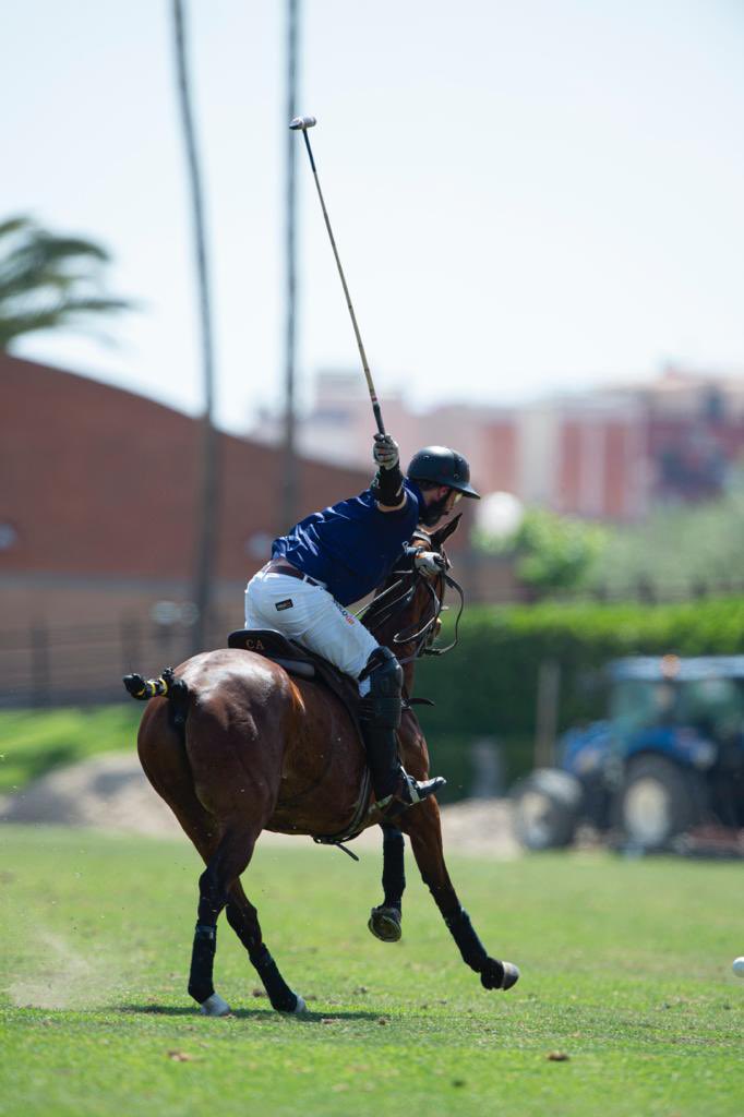 Negrita, líder en solitario del #BPCNegritaCup , tras ganar al Engel &amp; Völkers por 6-5. Román Fortunato venció a De Antonio Yachts por 10 - 5 1/2. 
La próxima semana más a partir del viernes 20, 14.30 h, en el  RCPB.